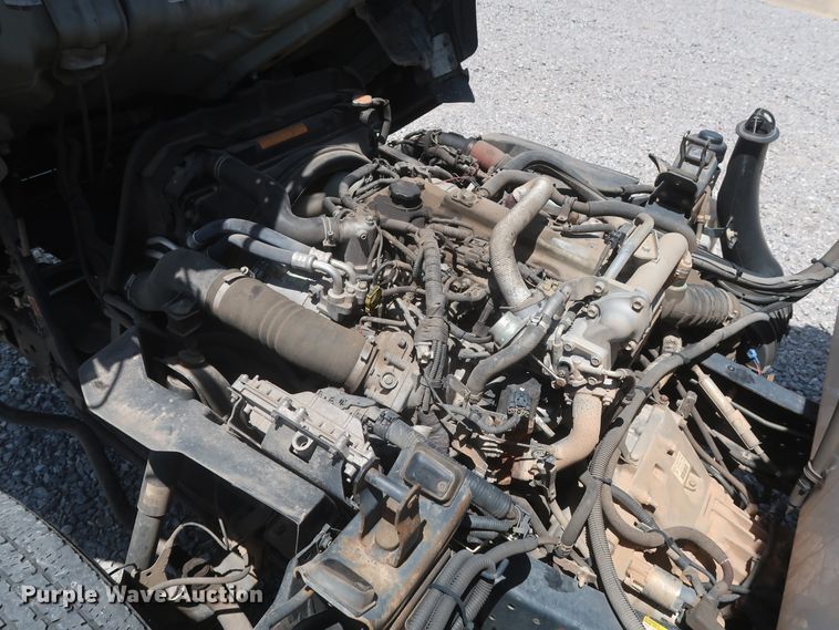 image for item HT9674 2013 Isuzu NPR  refrigerated truck