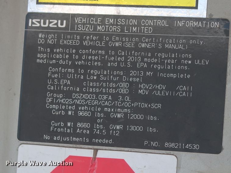 image for item HT9674 2013 Isuzu NPR  refrigerated truck