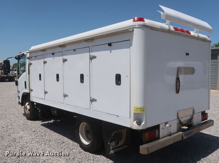 image for item HT9674 2013 Isuzu NPR  refrigerated truck