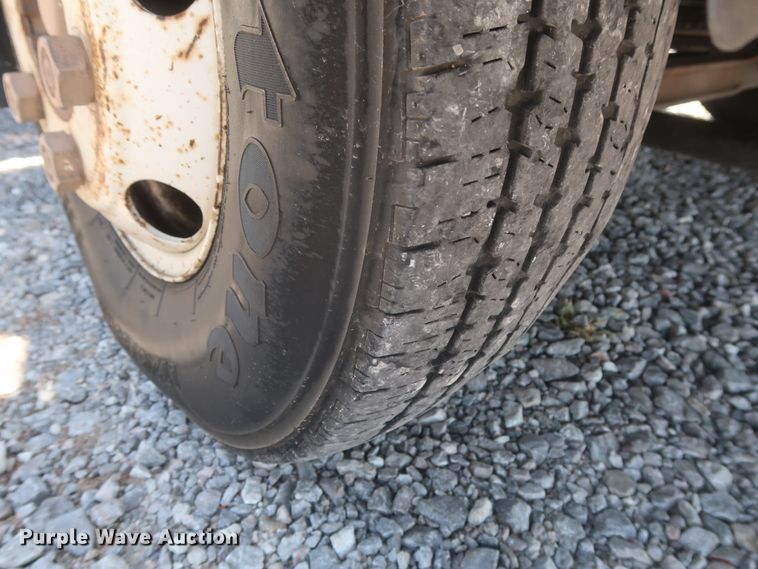 image for item HT9674 2013 Isuzu NPR  refrigerated truck