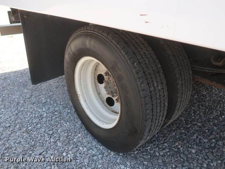 image for item HT9674 2013 Isuzu NPR  refrigerated truck