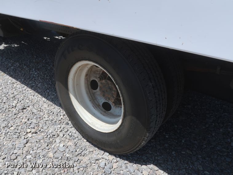 image for item HT9674 2013 Isuzu NPR  refrigerated truck