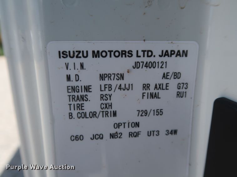 image for item HT9674 2013 Isuzu NPR  refrigerated truck
