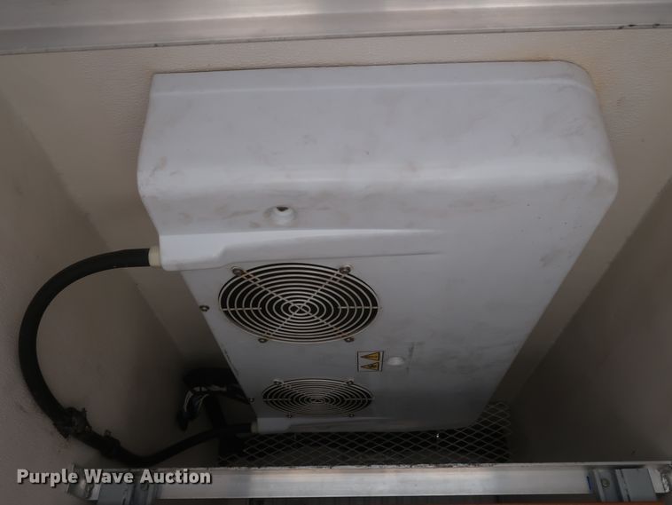 image for item HT9674 2013 Isuzu NPR  refrigerated truck