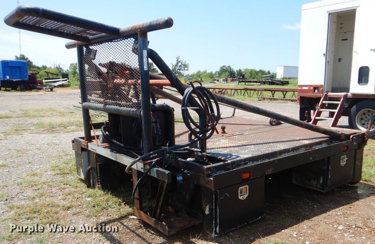 image for item HY9267 Winch truck bed