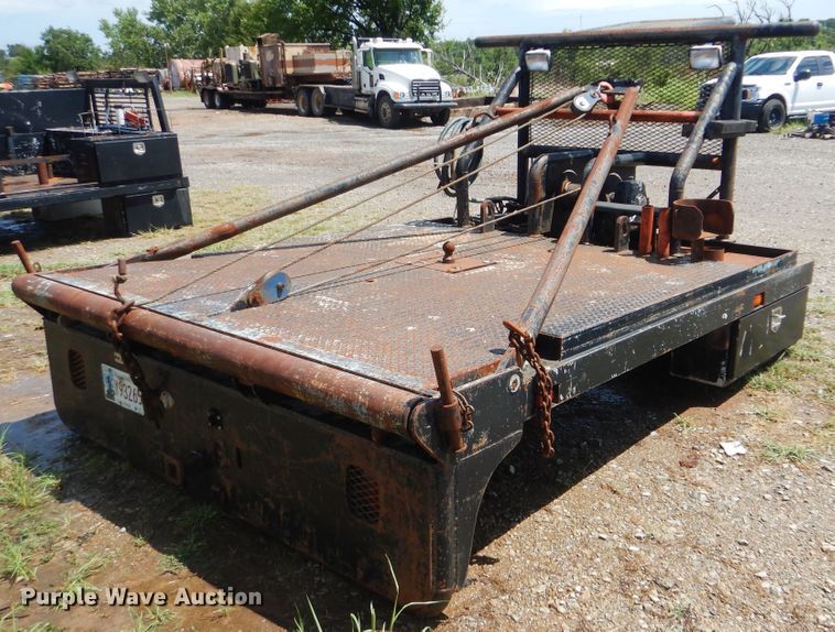 image for item HY9267 Winch truck bed