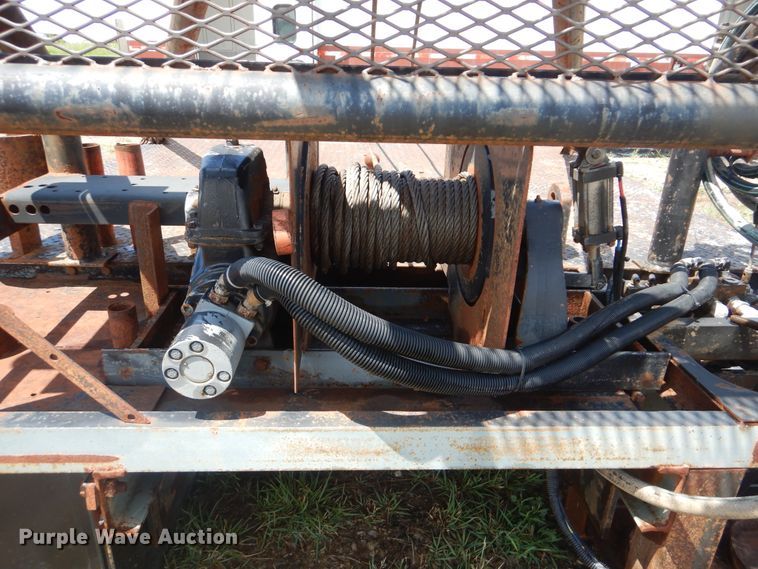 image for item HY9267 Winch truck bed