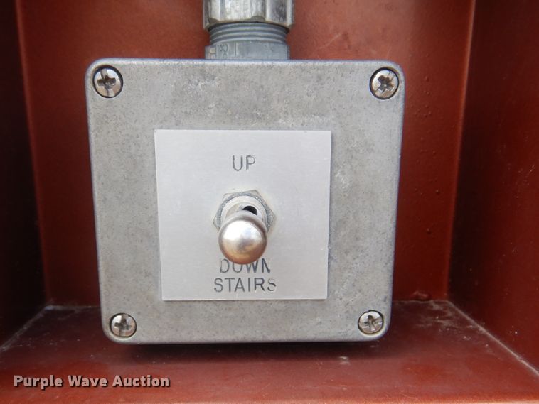 image for item HY9272 2007 S&S office trailer