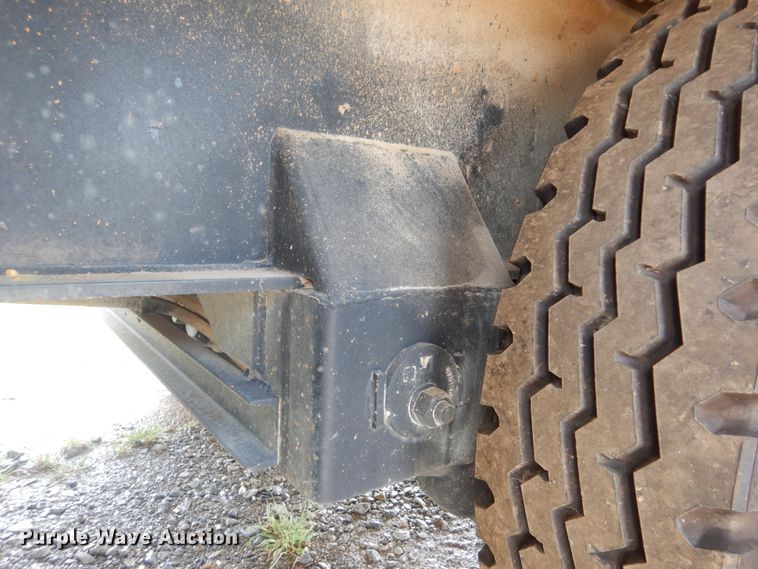 image for item HY9272 2007 S&S office trailer