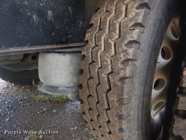 image for item HY9272 2007 S&S office trailer