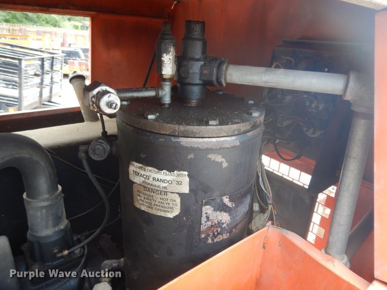 image for item HY9530 Sullivan D185QV  air compressor