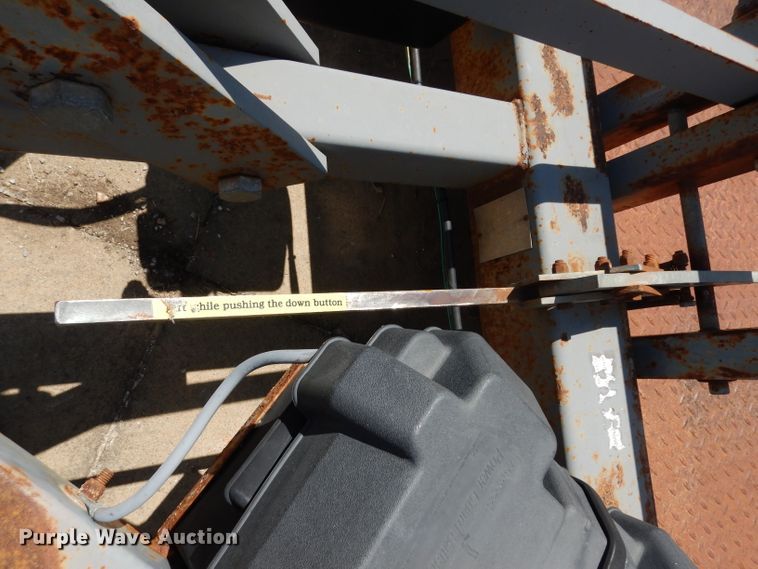 image for item HY9533 2000 Bil-Jax ET4000 tilt deck equipment trailer