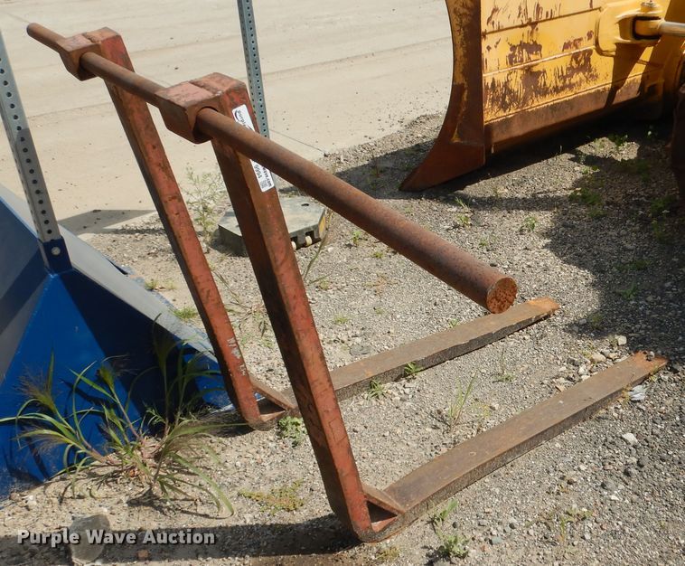 image for item AF9994 48"L loader bucket forks