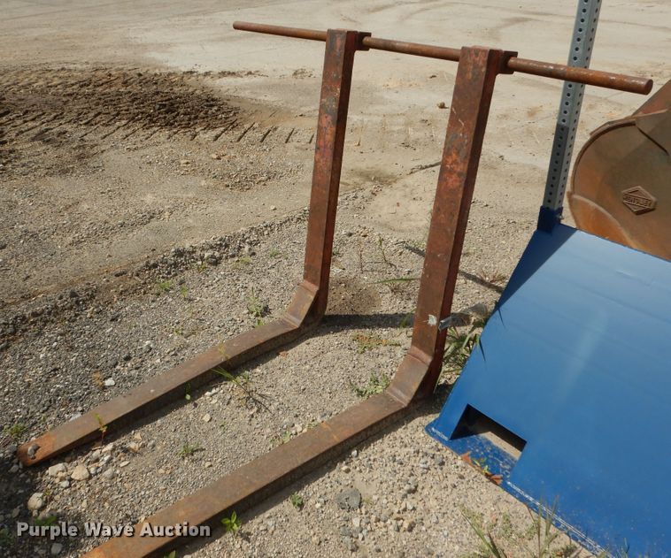 image for item AF9994 48"L loader bucket forks