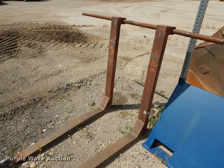 image for item AF9994 48"L loader bucket forks