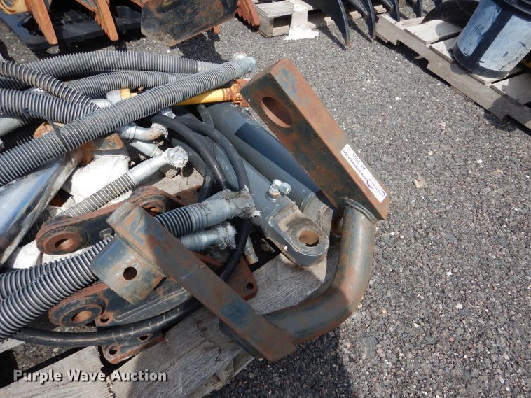 image for item AF9995 2011 magnet clevis