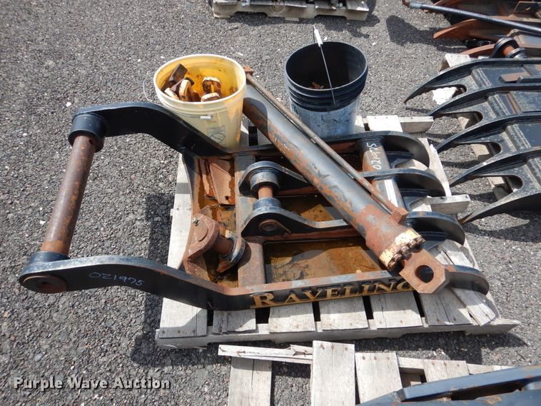 image for item AF9998 2012 Raveling hydraulic thumb