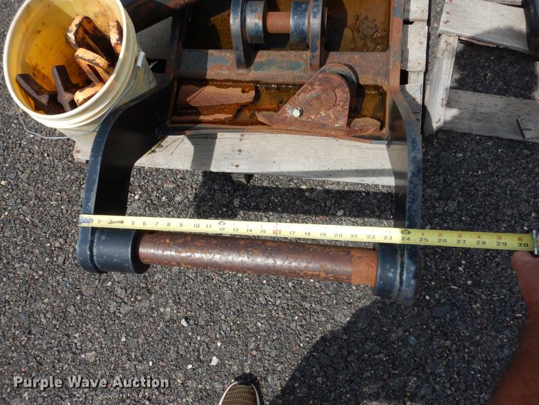 image for item AF9998 2012 Raveling hydraulic thumb