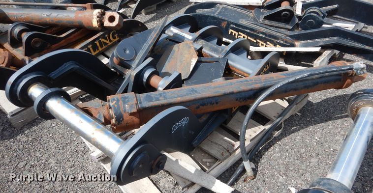 image for item AF9999 2013 Empire excavator hydraulic thumb