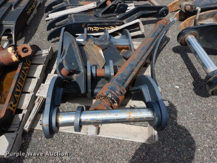 image for item AF9999 2013 Empire excavator hydraulic thumb