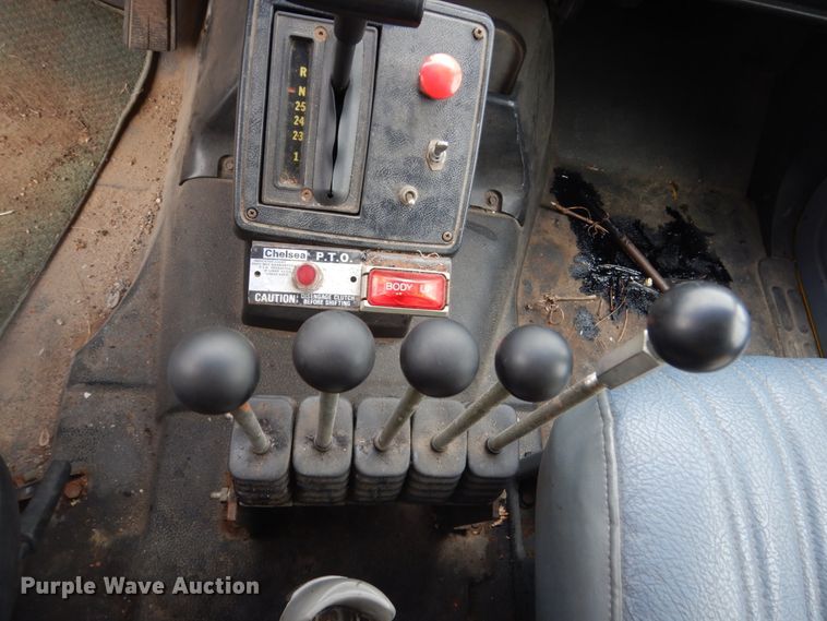 image for item DA8401 1991 GMC TopKick  dump truck