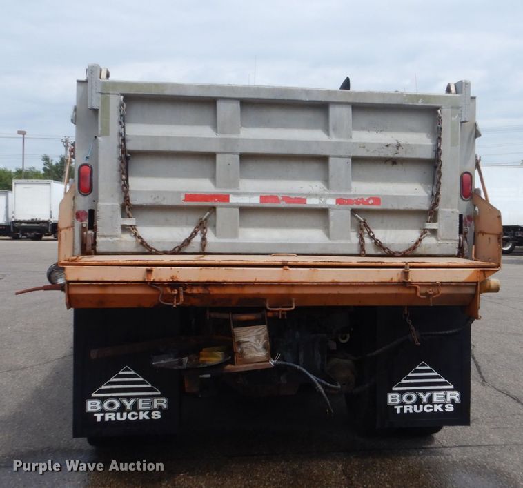 image for item DA8402 1991 Ford L9000  dump truck