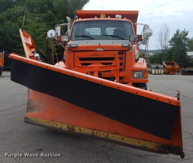 image for item DA8403 2000 Sterling L-Line  dump truck