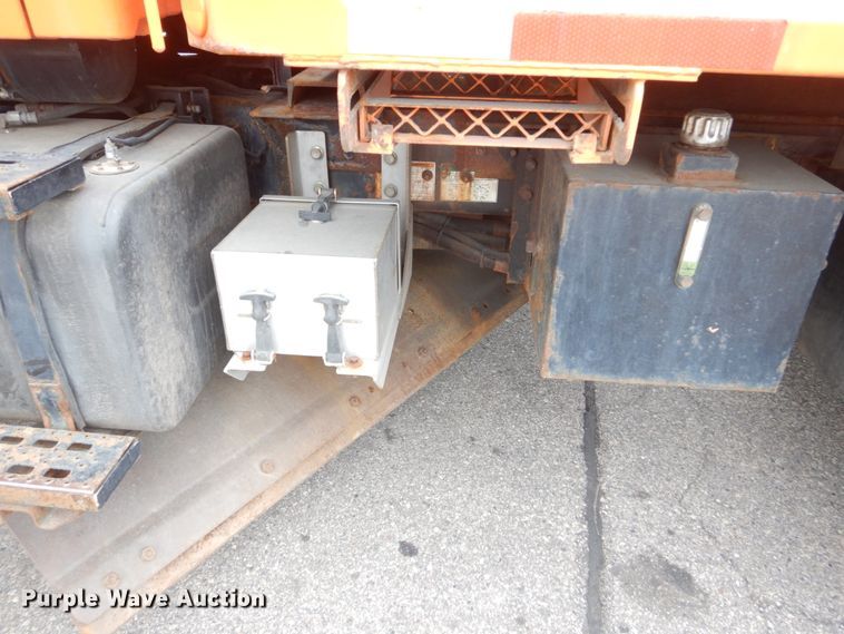 image for item DA8403 2000 Sterling L-Line  dump truck