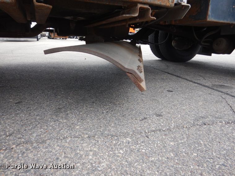 image for item DA8403 2000 Sterling L-Line  dump truck