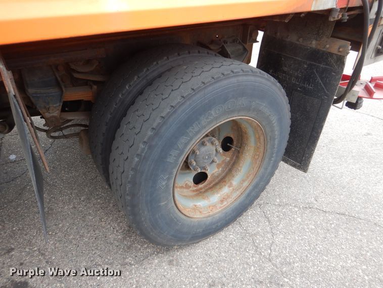 image for item DA8403 2000 Sterling L-Line  dump truck