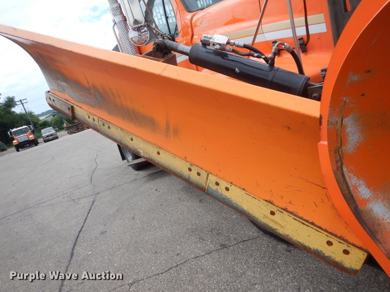 image for item DA8403 2000 Sterling L-Line  dump truck