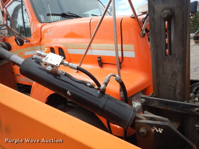 image for item DA8403 2000 Sterling L-Line  dump truck