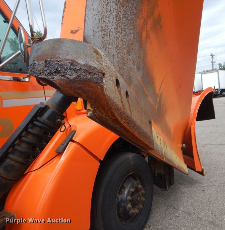 image for item DA8403 2000 Sterling L-Line  dump truck