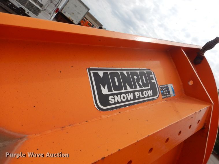 image for item DA8403 2000 Sterling L-Line  dump truck