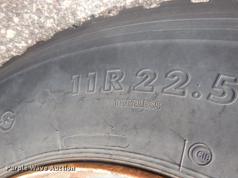 image for item DA8403 2000 Sterling L-Line  dump truck