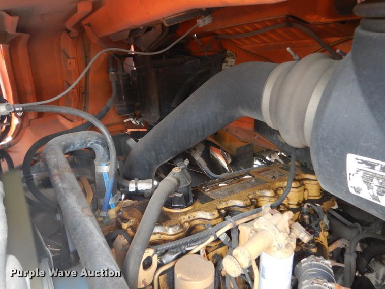 image for item DA8403 2000 Sterling L-Line  dump truck