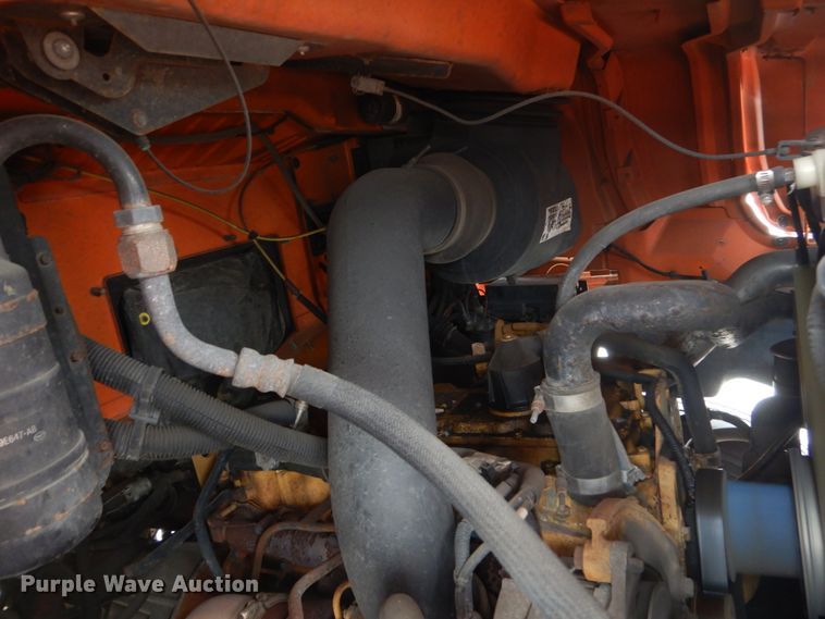 image for item DA8403 2000 Sterling L-Line  dump truck