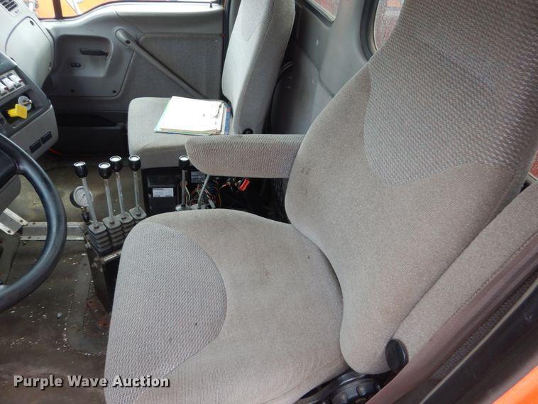 image for item DA8403 2000 Sterling L-Line  dump truck