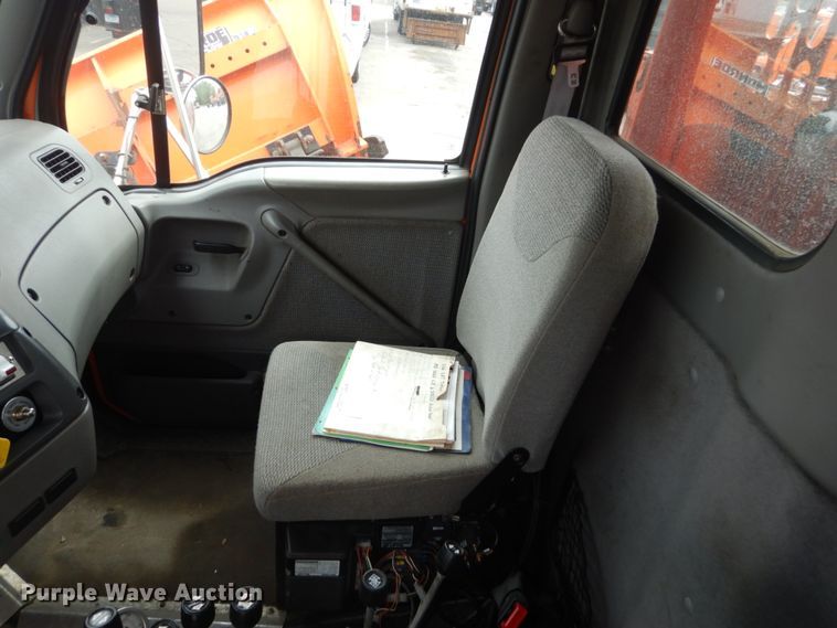 image for item DA8403 2000 Sterling L-Line  dump truck