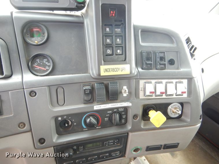 image for item DA8403 2000 Sterling L-Line  dump truck