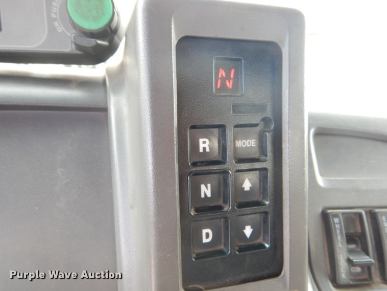 image for item DA8403 2000 Sterling L-Line  dump truck