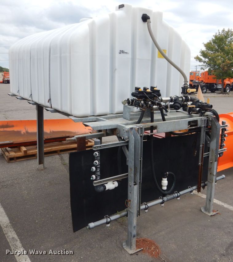 image for item DA8404 Varitech road sprayer