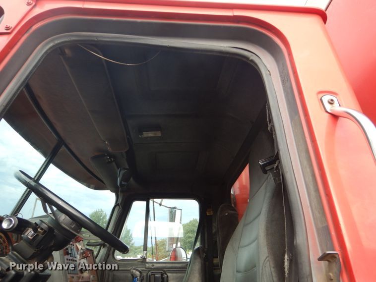 image for item DA8407 1994 Mack CL  dump truck