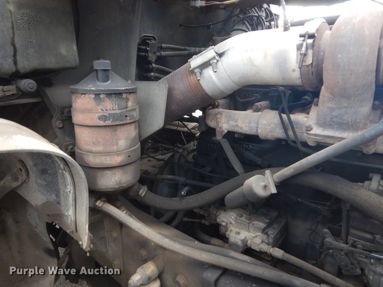 image for item DA8407 1994 Mack CL  dump truck