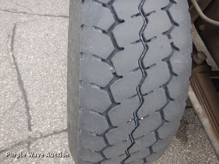 image for item DA8407 1994 Mack CL  dump truck