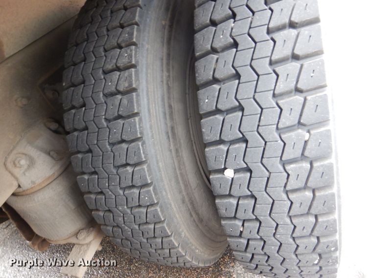 image for item DA8407 1994 Mack CL  dump truck