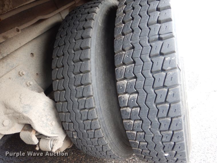 image for item DA8407 1994 Mack CL  dump truck