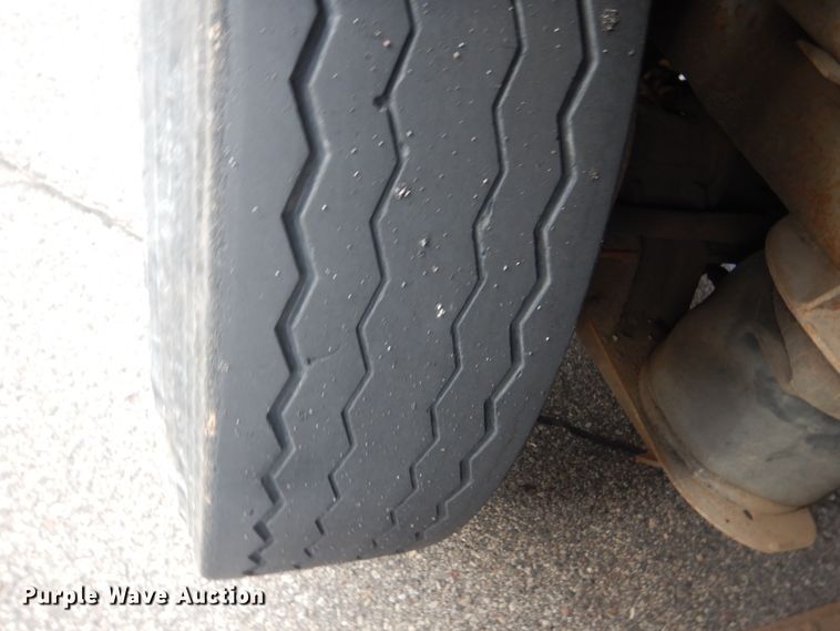 image for item DA8407 1994 Mack CL  dump truck