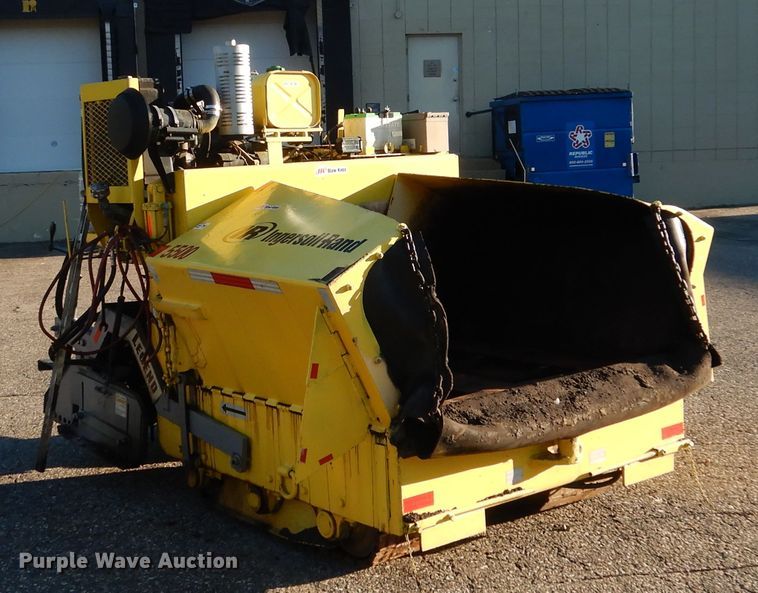 image for item DA8408 1994 Ingersoll Rand 5500  paver