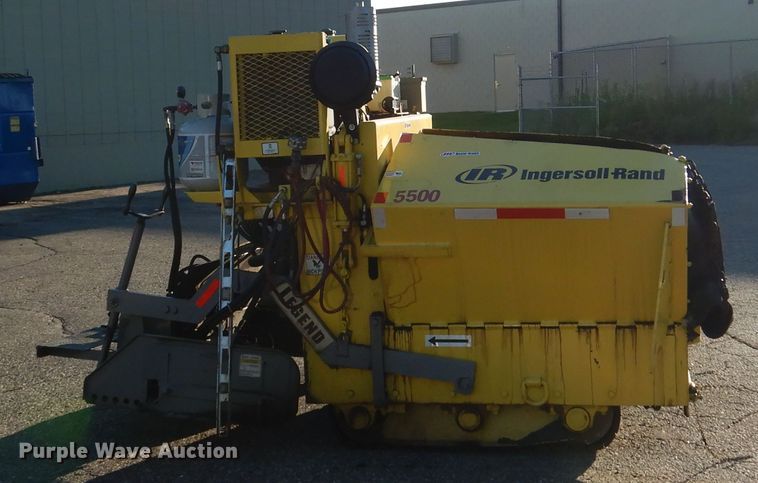 image for item DA8408 1994 Ingersoll Rand 5500  paver